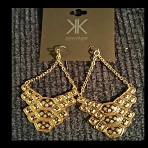 Fashion Earrings***BUNDLE! ANY 3 ITEMS 10% OFF***